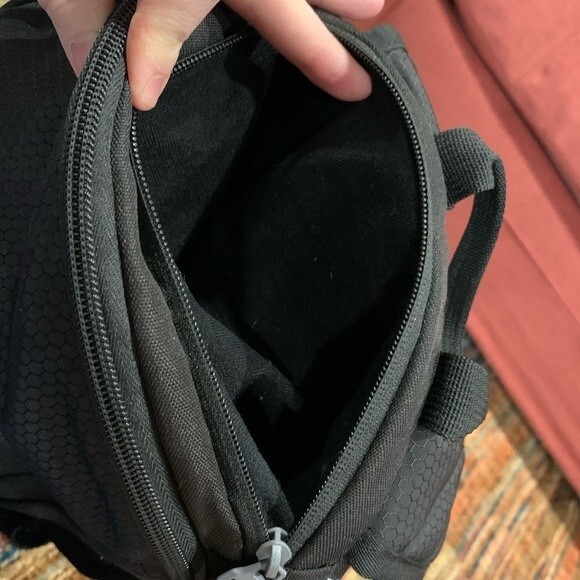 Large Adidas black backpack. Has two outside water bottle pockets. 3 big pockets - Picture 7 of 10